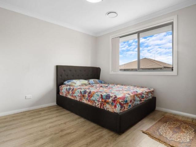 Townhouse for rent in Sydney, New South Wales