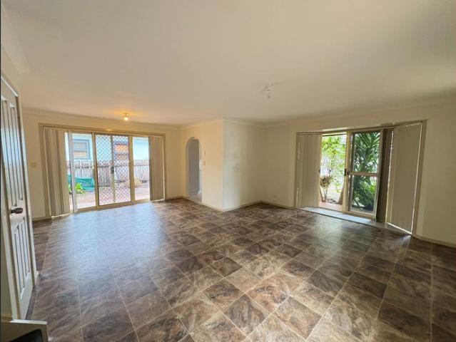 Townhouse for rent in Forster, New South Wales