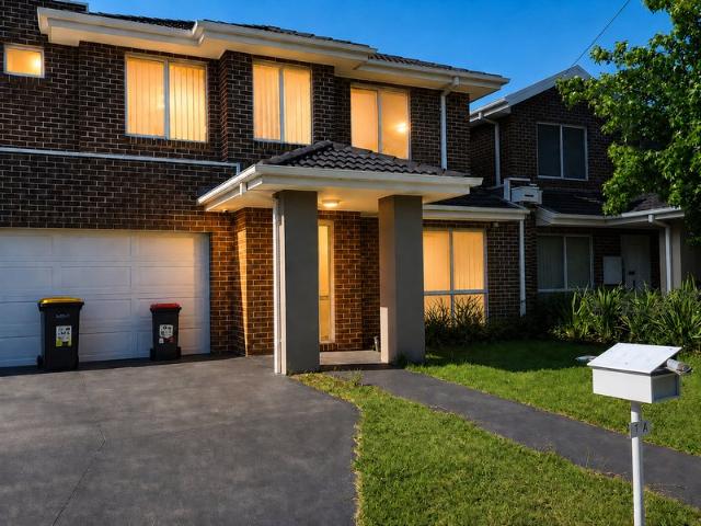 Townhouse for rent in Camerons Creek, Victoria