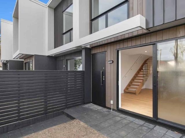 Townhouse for rent in Hillersden