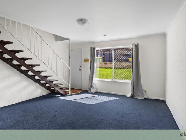 Townhouse for rent in Woodridge, Greater Brisbane