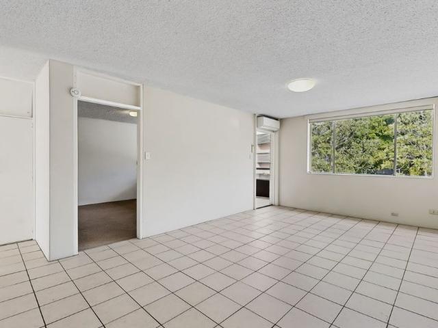 Apartment for rent in Toombul, Queensland