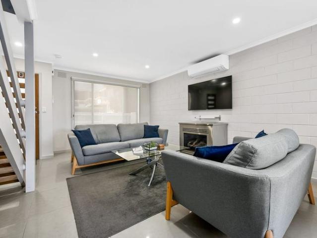Townhouse for rent in Dandenong, Melbourne
