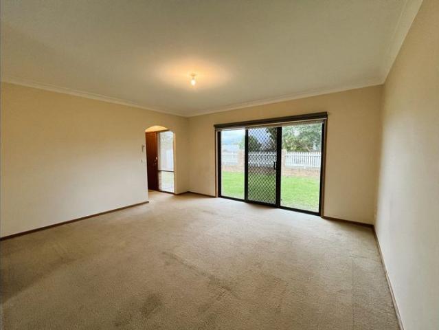 Apartment for rent in Sale, Victoria