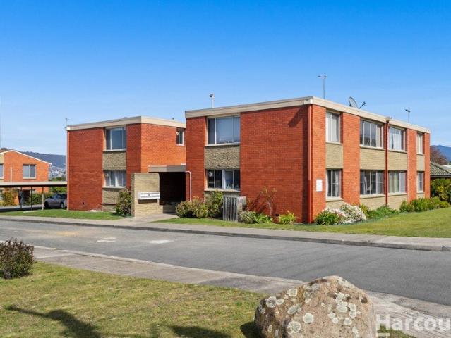 Apartment for rent in Bellerive, Hobart