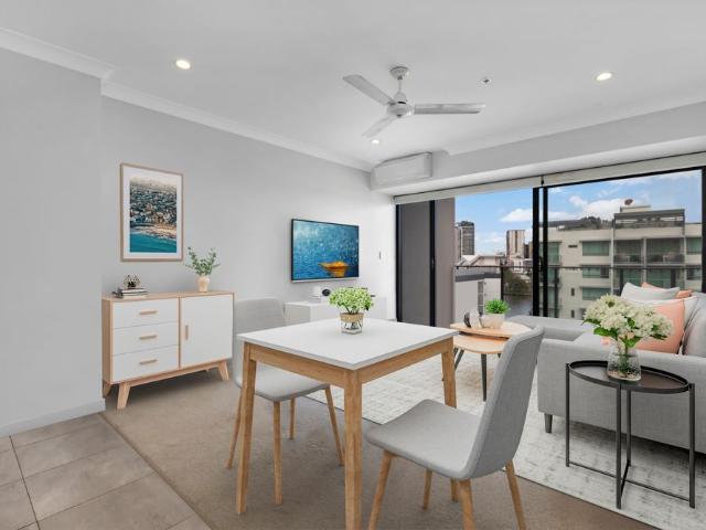 Apartment for rent in Toombul, Queensland