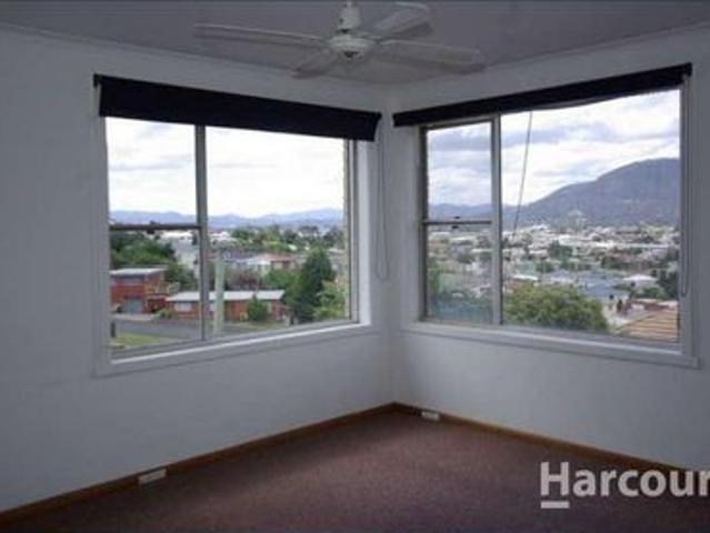 Apartment for rent in West Moonah, Hobart