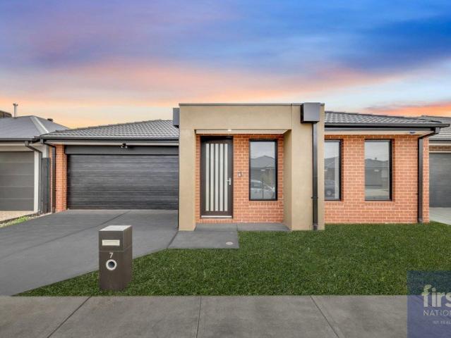 House for rent in Somerdale Heights, Melbourne
