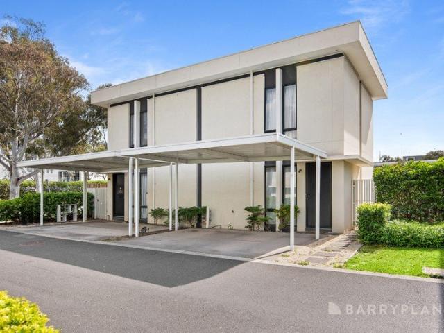 Townhouse for rent in Camerons Creek, Victoria