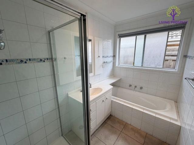 House for rent in Hoppers Crossing, Victoria