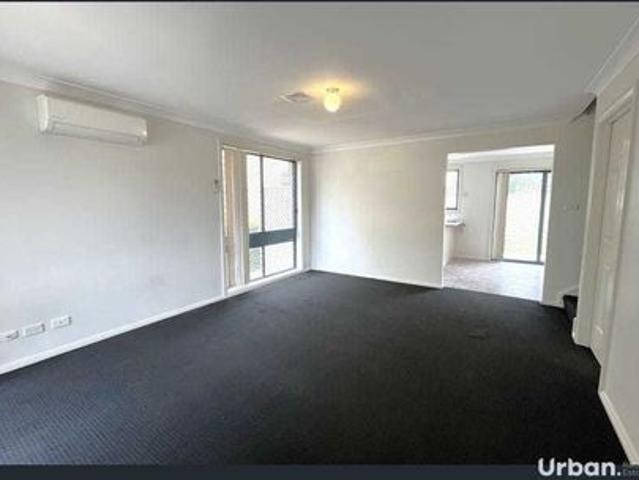 Townhouse for rent in Quakers Hill, Sydney