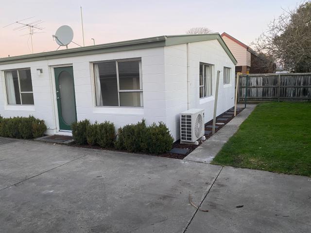 House for rent in Edgeware, Canterbury