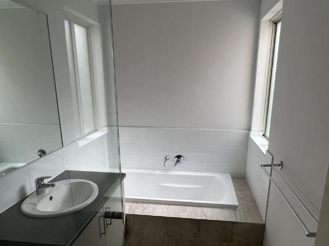 House for rent in Perth