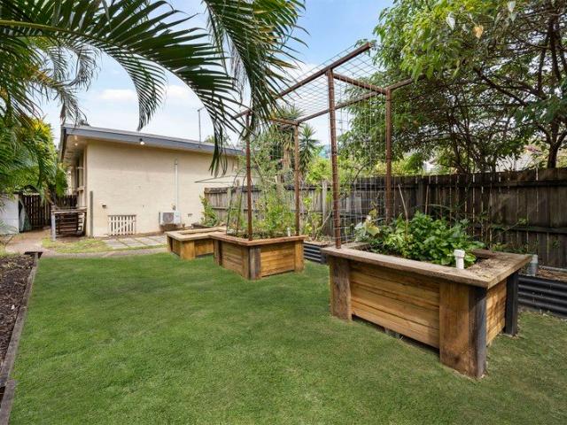 Apartment for sale in Yeronga, Greater Brisbane