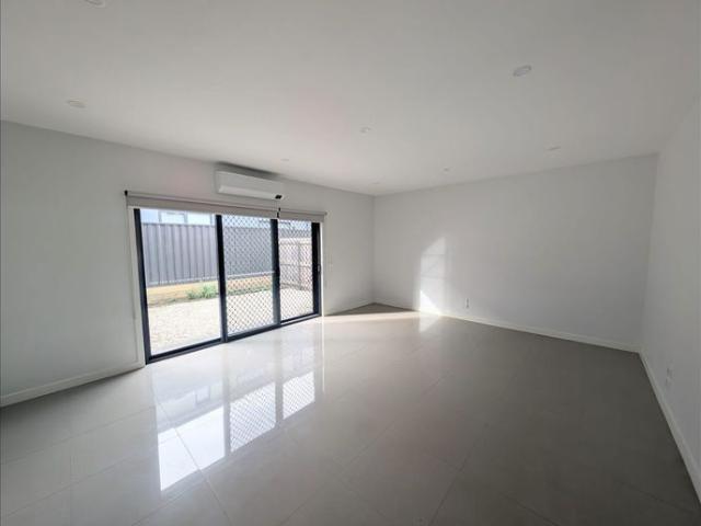 Townhouse for rent in Camerons Creek, Victoria