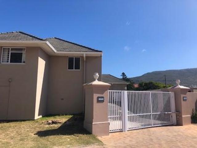 Apartment for sale in Cape Town, Western Cape