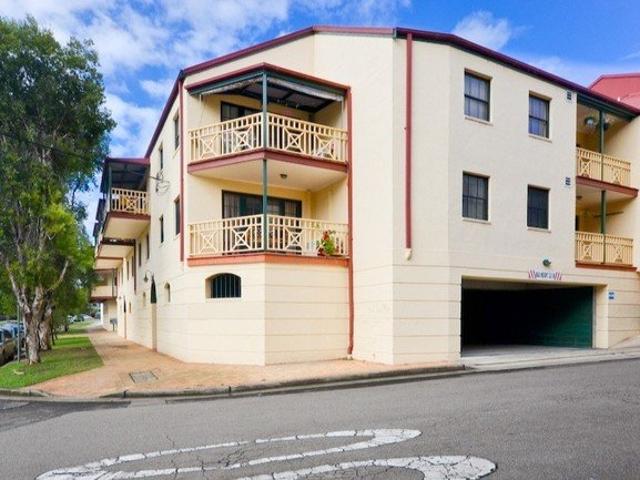 Apartment for rent in Toongabbie, Sydney