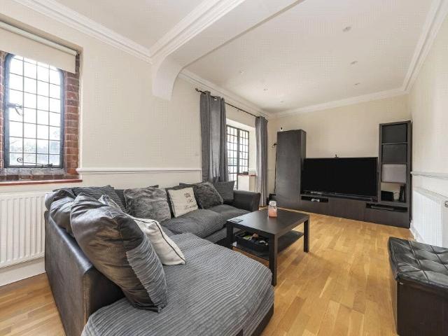 Apartment for rent in Clewer Village, Windsor