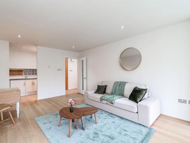 Apartment to rent in Mount Saint Annes, Dublin