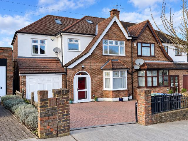 House for rent in London Borough of Croydon, Greater London