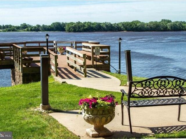 Condo for sale in Philadelphia Condo for sale in Philadelphia