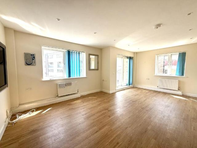 Apartment for rent in London Borough of Hounslow, Greater London
