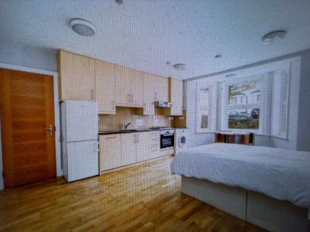 Studio for rent in London Borough of Ealing, Greater London