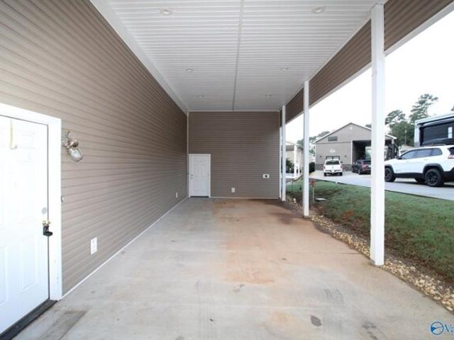 House for sale in Guntersville, Alabama