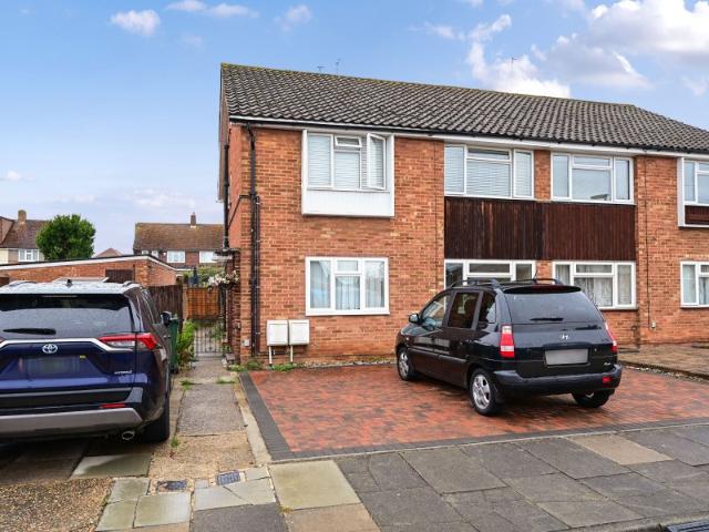 House for rent in Littleton Common, Spelthorne
