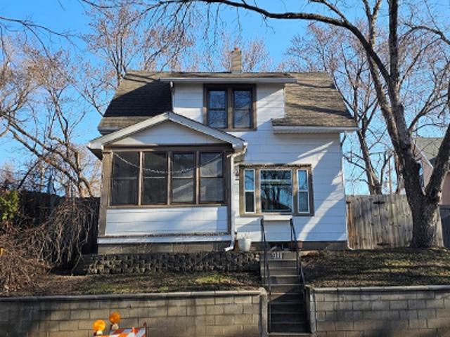 House for sale in Dayton's Bluff, Ramsey