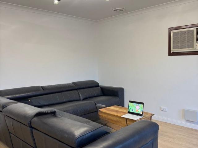 Room for rent in Parklands, Western Australia
