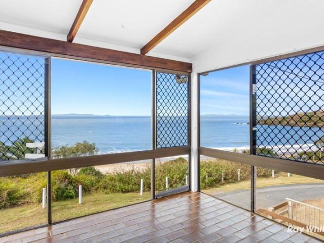 House for sale in Cooee Bay, Queensland