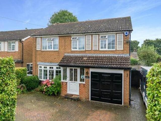 House for sale in Otley, West Yorkshire