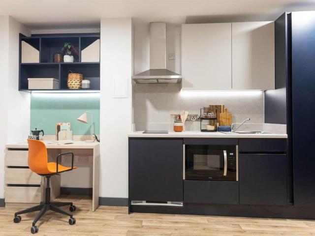 Apartment for rent in Woodhouse, West Yorkshire