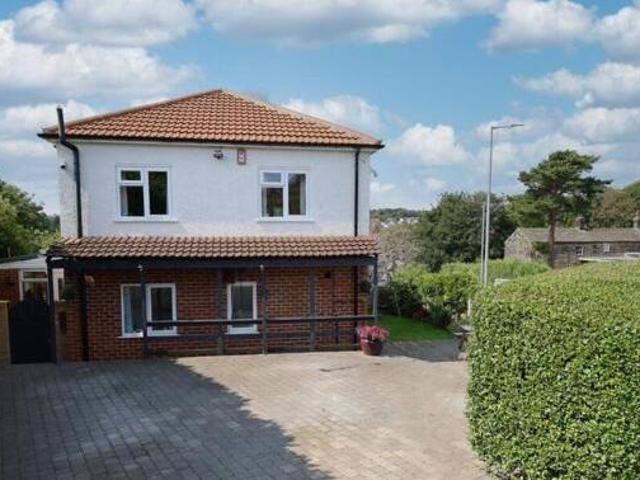 House for sale in Cookridge, West Yorkshire