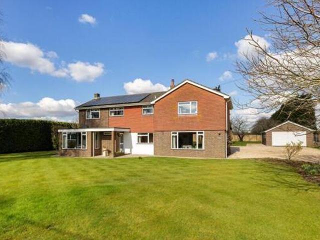 House for sale in Littlecote, West Sussex