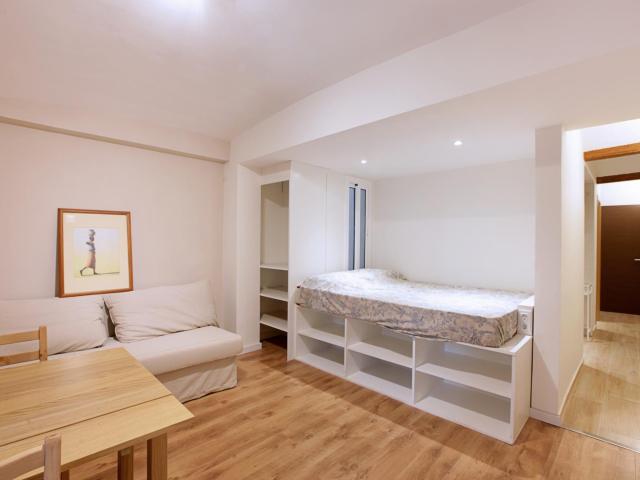 Estudio en alquiler en el Raval, Barcelona