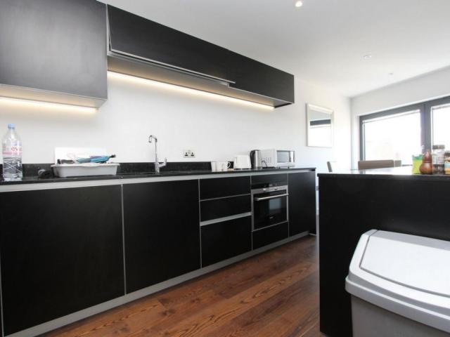 Room for rent in East Greenwich, Greater London