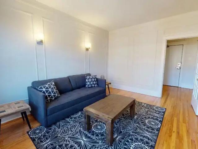 Apartment for rent in St. Leonard's, Quebec