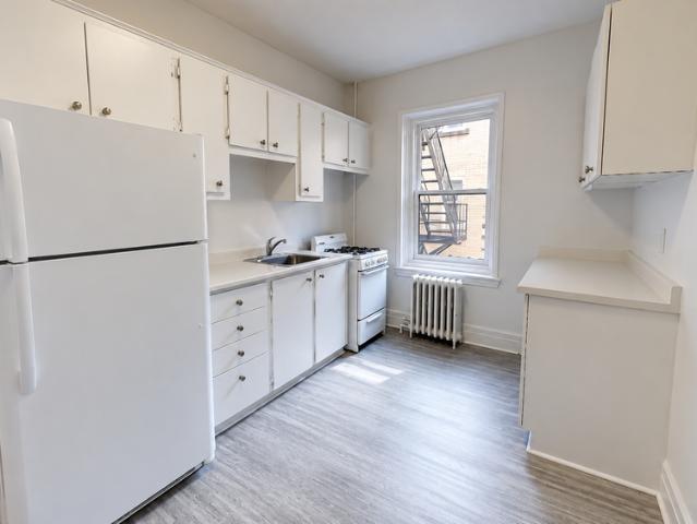 Apartment for rent in St. Leonard's, Quebec