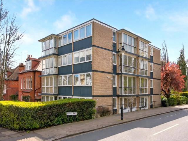 Apartment for rent in Highgate, Greater London