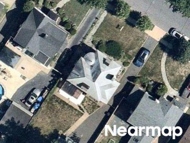 House for sale in Elizabeth, New Jersey