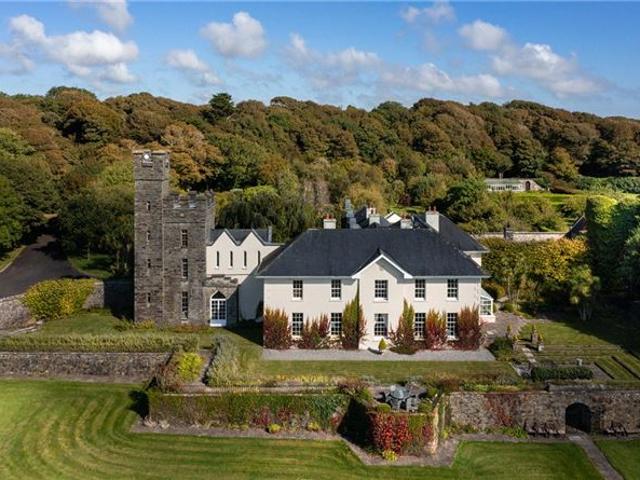 Detached House for sale
