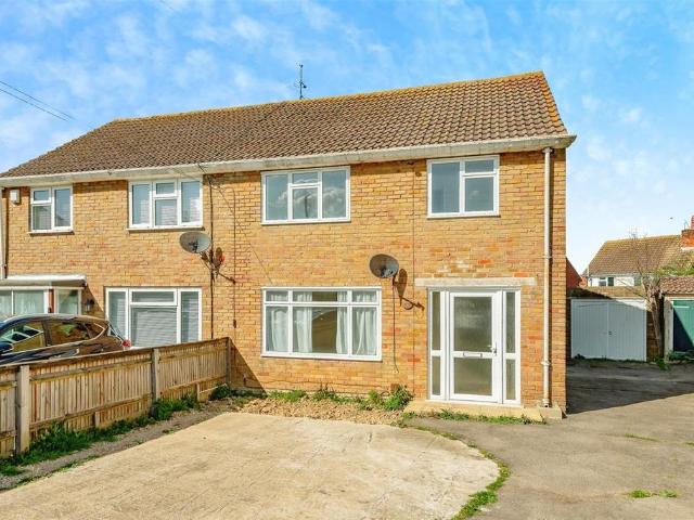 House for rent in Langley Green, Glynde