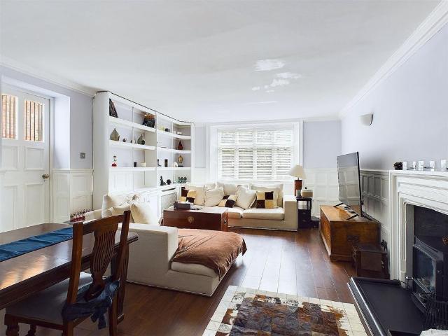 Apartment for rent in Royal Borough of Kingston upon Thames, Greater London