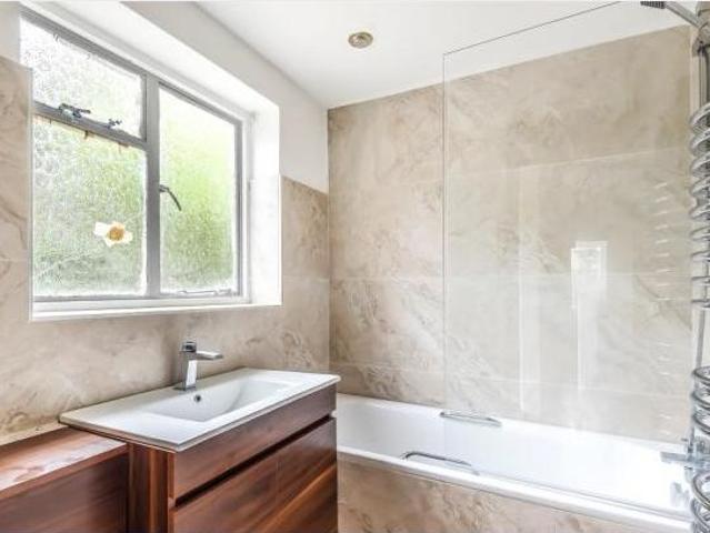 House for rent in London Borough of Croydon, Greater London