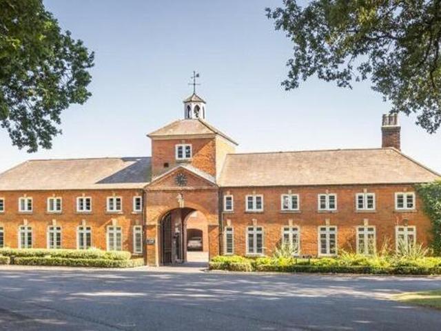 House for sale in Newton, New Bilton