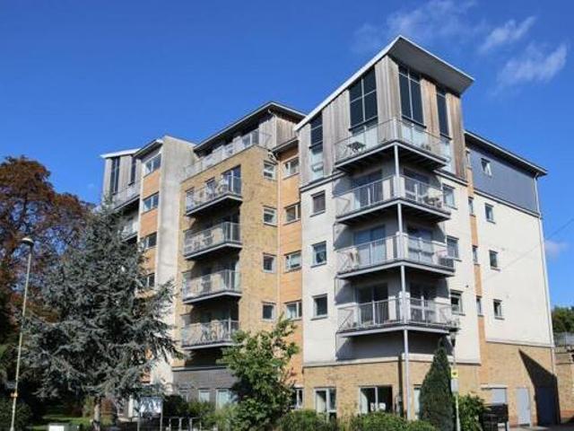 House for sale in Farnborough, Hampshire