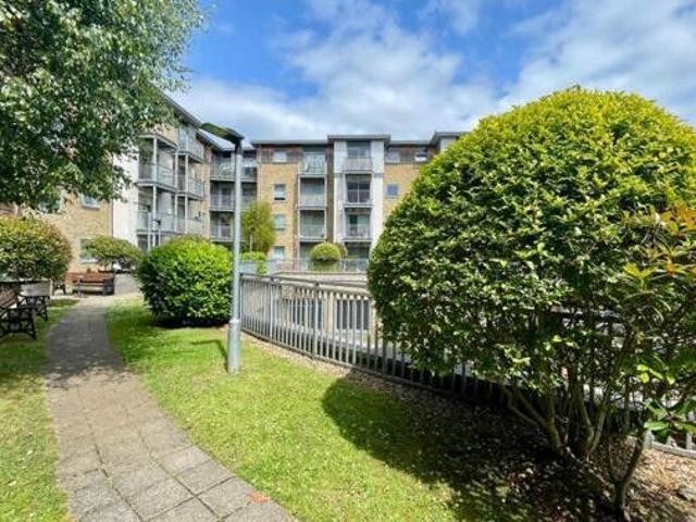 House for sale in Farnborough, Hampshire