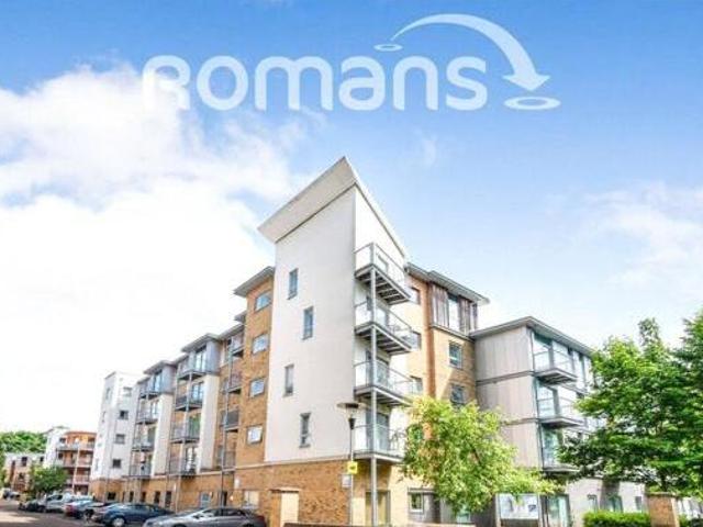 House for sale in Farnborough, Hampshire